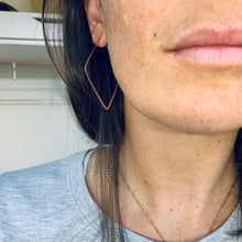 Load image into Gallery viewer, Rose Gold Filled Diamond Hoop Threader Earrings: Hammered Geometric Jewelry
