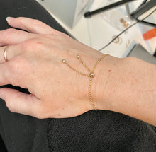 Load image into Gallery viewer, Dainty 14k Gold Filled Slider Bracelet: Adjustable Rolo Chain
